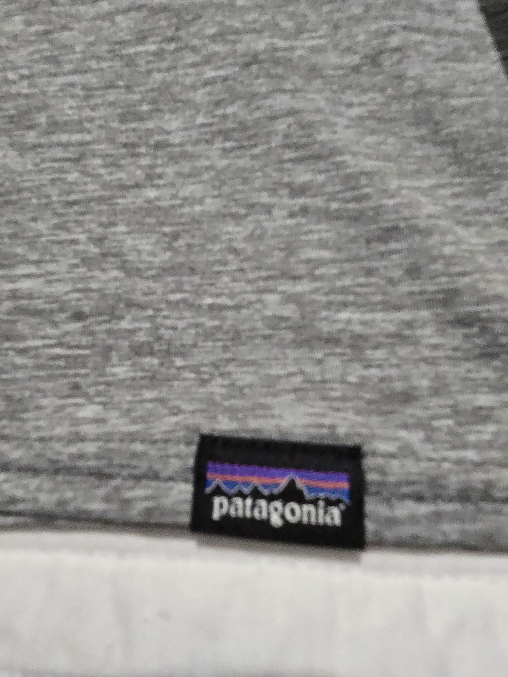 Patagonia Light Heather Gray Capilene Cool Daily Top - Picture 9 of 9